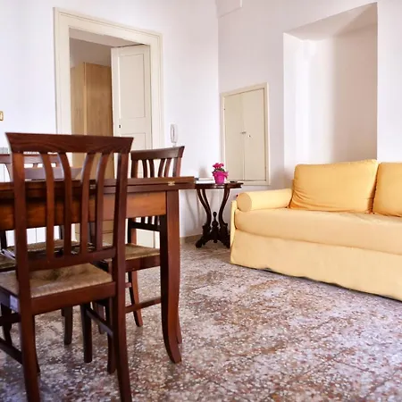 Palazzo Morra #2 *